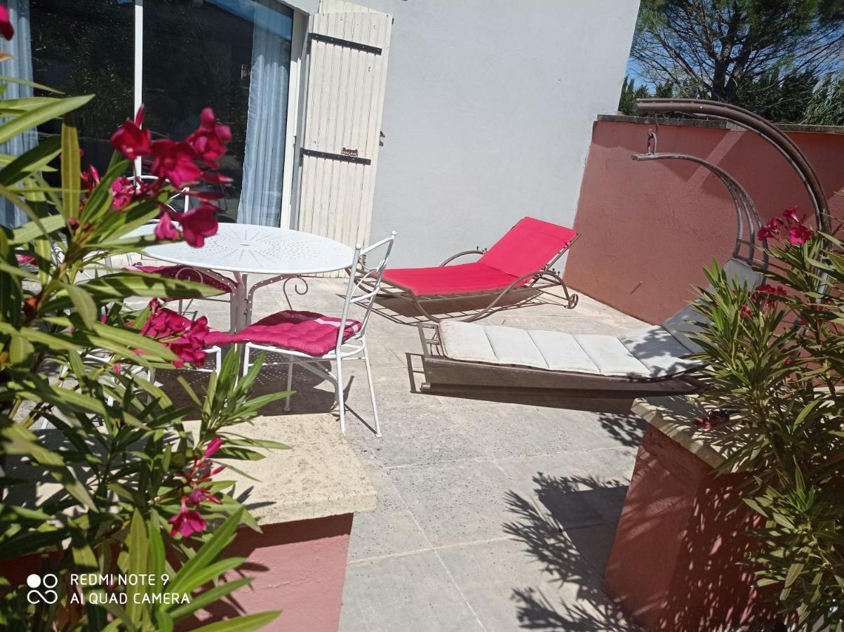 Appartements Et Valréas Εξωτερικό φωτογραφία